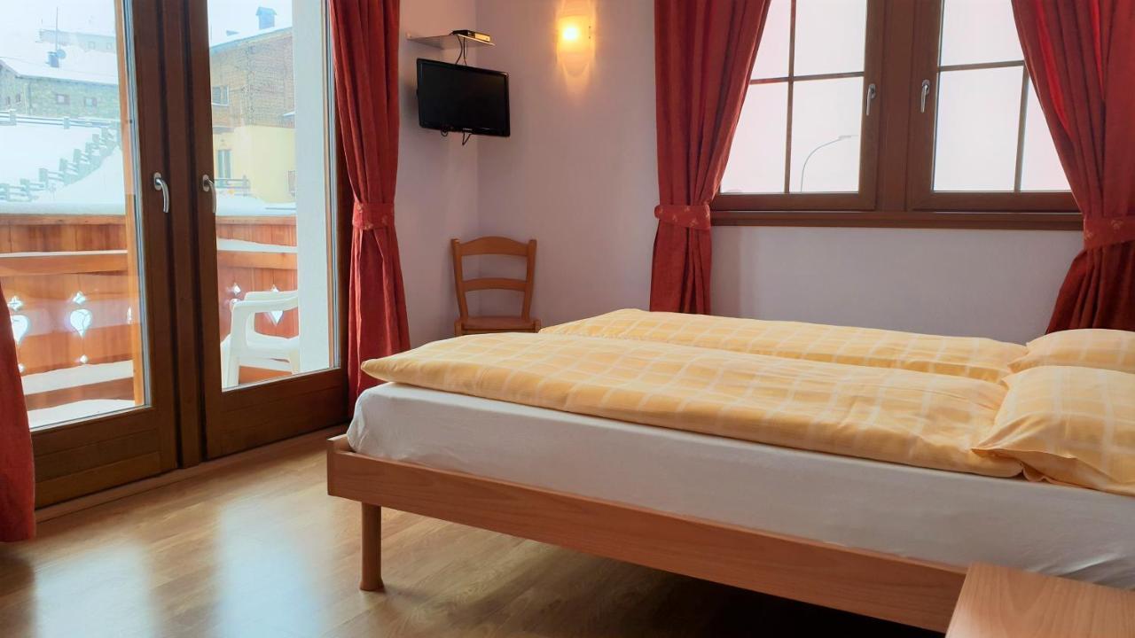Alpino Lodge Bivio Hotel 3*